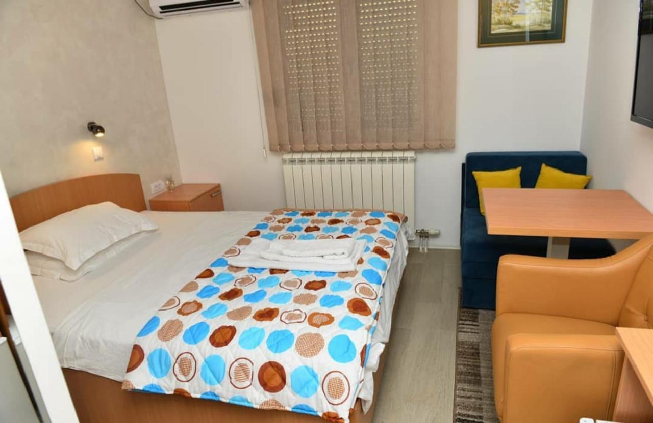Hotel Sunce 克拉列沃 外观 照片